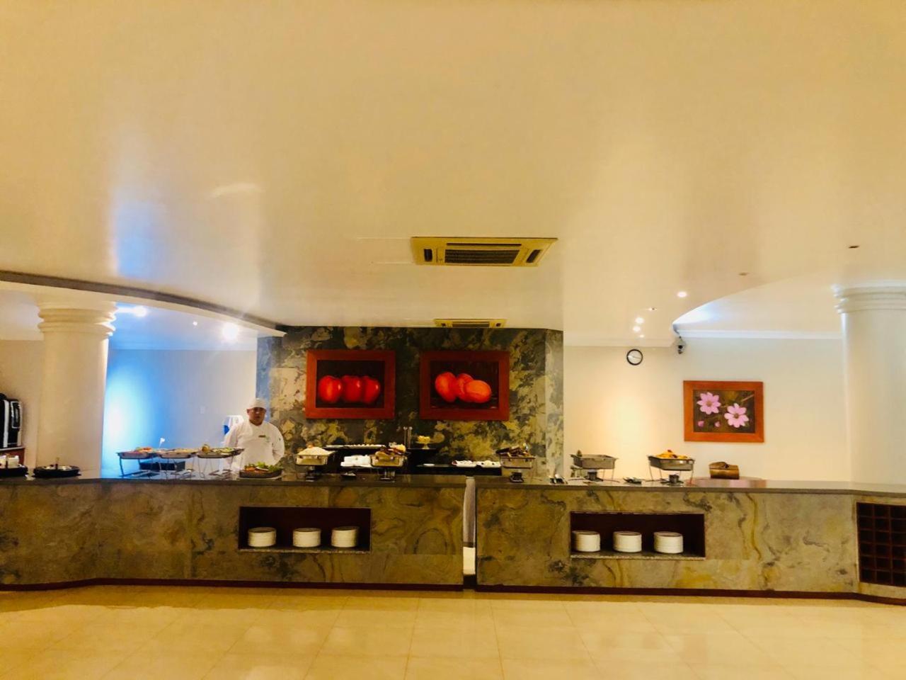 Gran Hotel De Lago - El Coca Puerto Francisco de Orellana 外观 照片