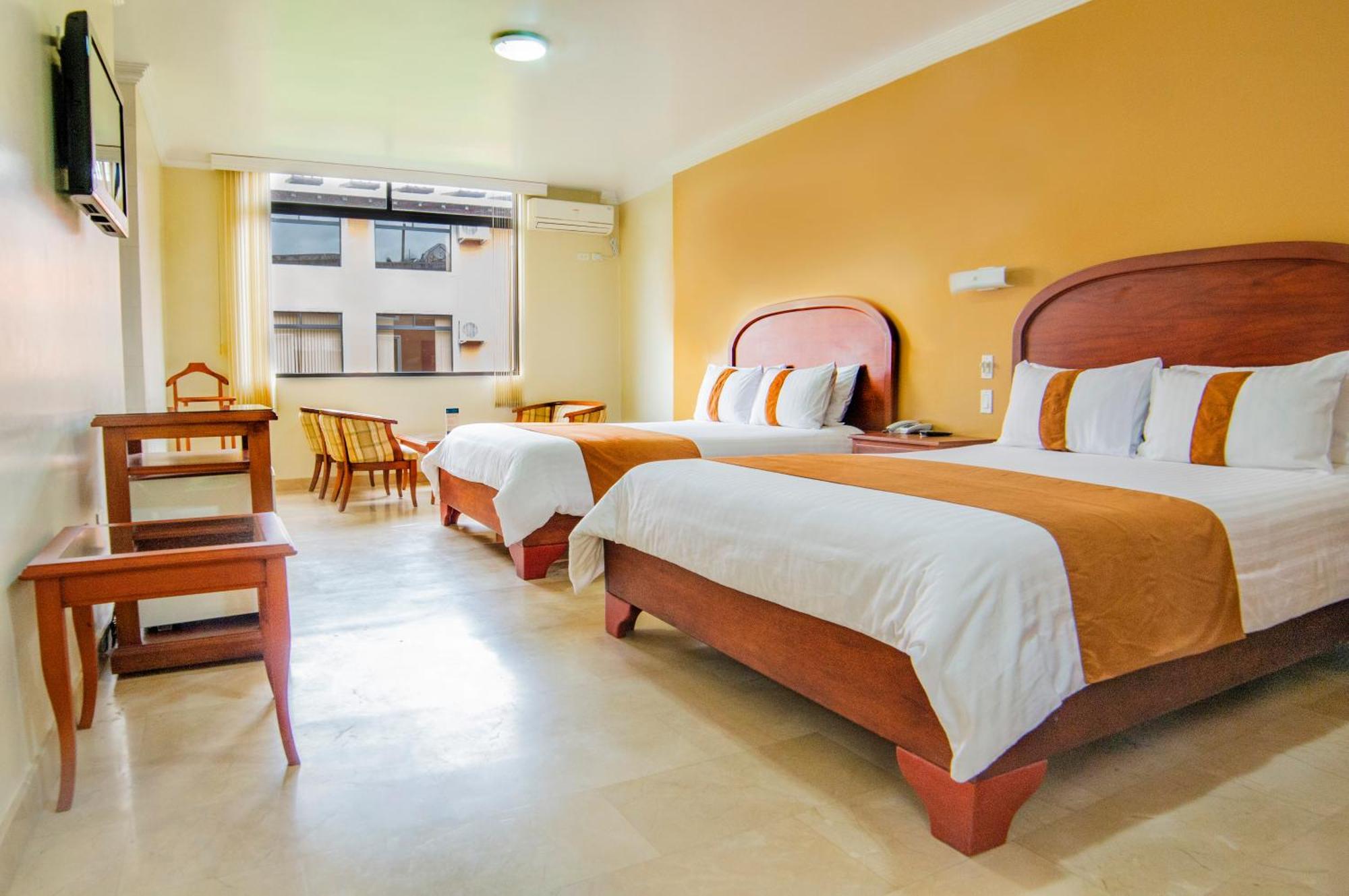 Gran Hotel De Lago - El Coca Puerto Francisco de Orellana 外观 照片